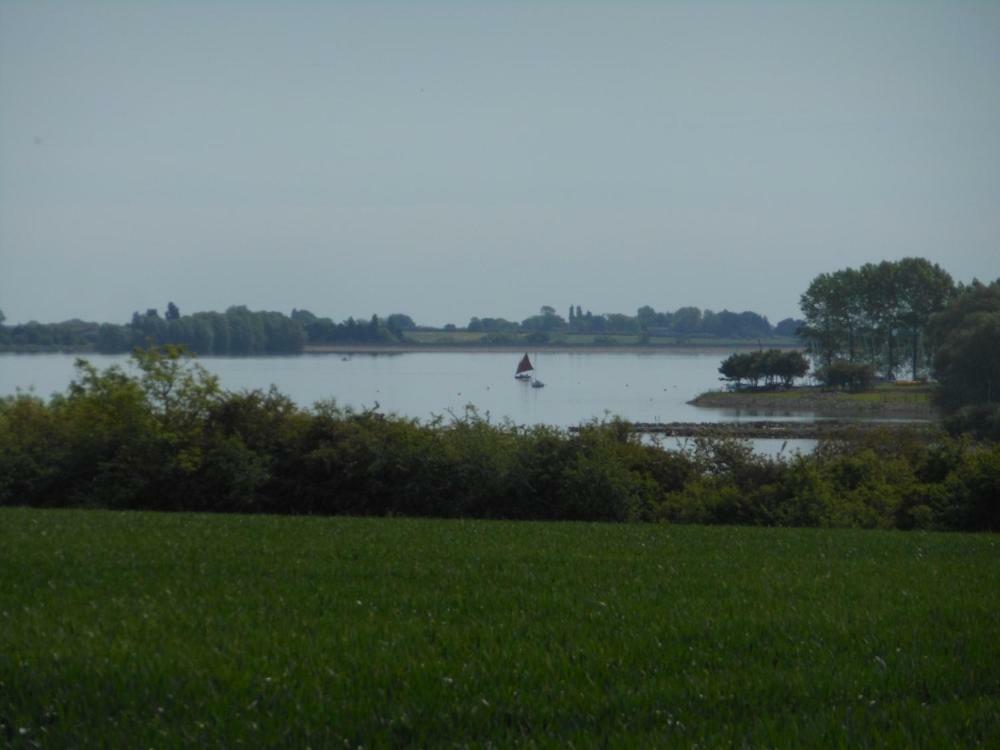 Grafham Water Lodge Exterior foto